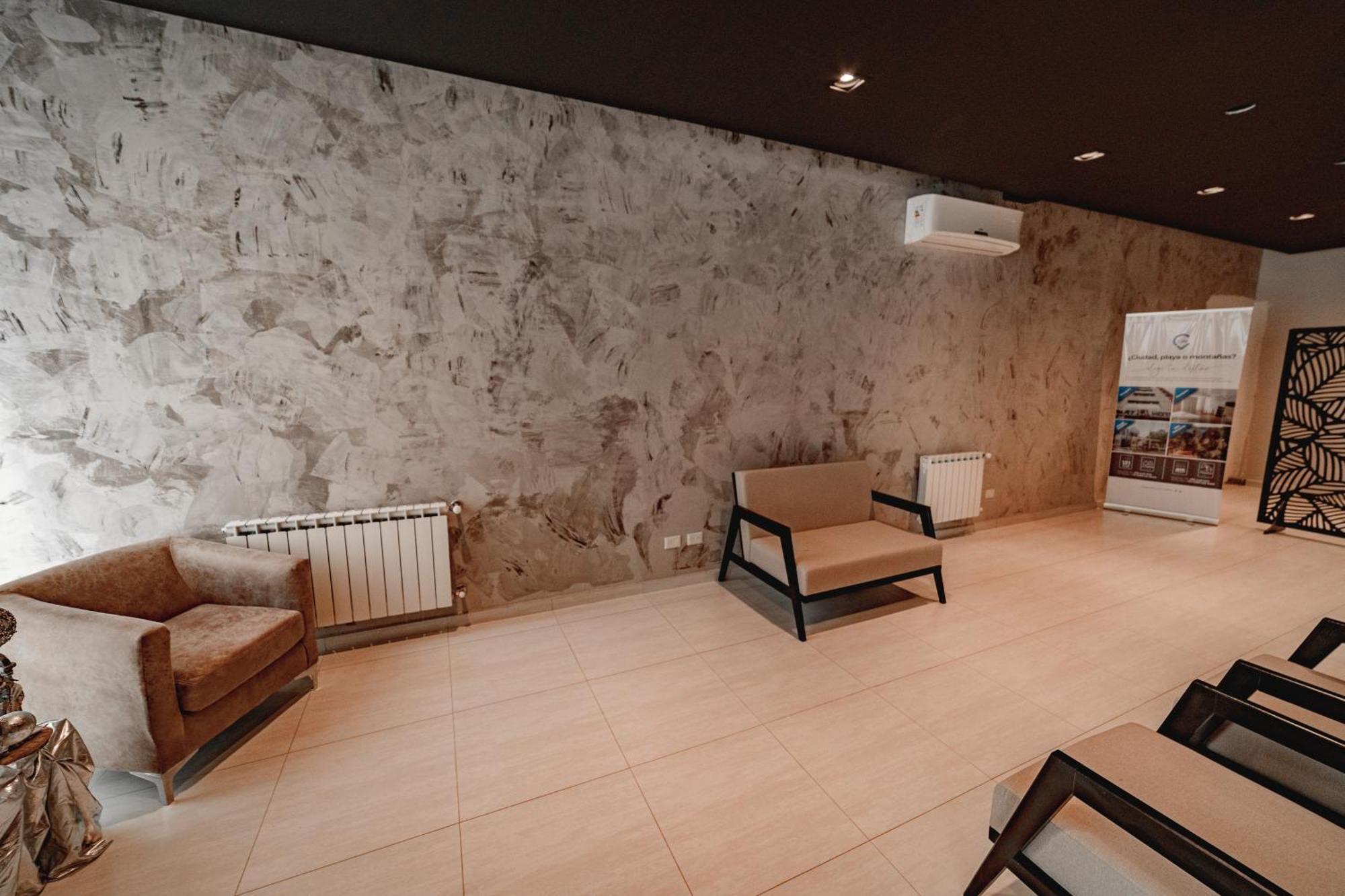 ניוקואן Apart Hotel Rivadavia 815 מראה חיצוני תמונה