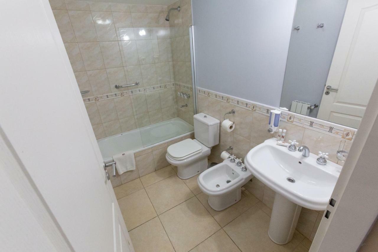 ניוקואן Apart Hotel Rivadavia 815 מראה חיצוני תמונה