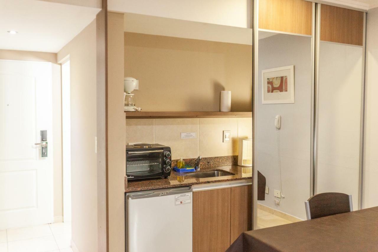 ניוקואן Apart Hotel Rivadavia 815 מראה חיצוני תמונה