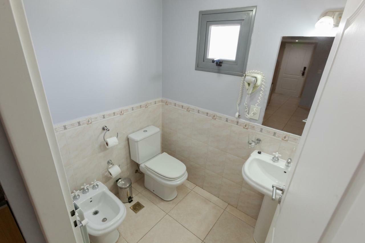 ניוקואן Apart Hotel Rivadavia 815 מראה חיצוני תמונה
