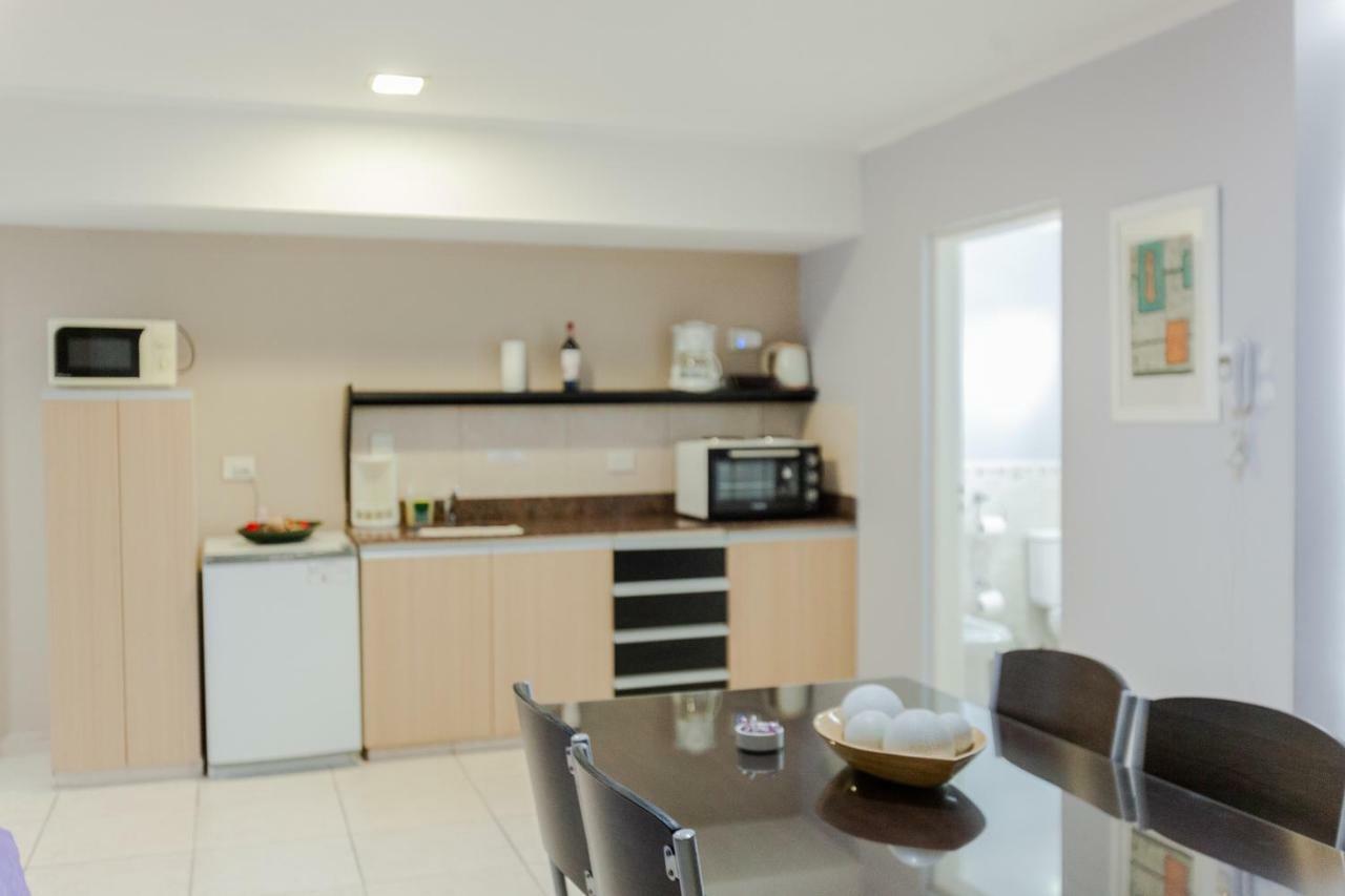 ניוקואן Apart Hotel Rivadavia 815 מראה חיצוני תמונה